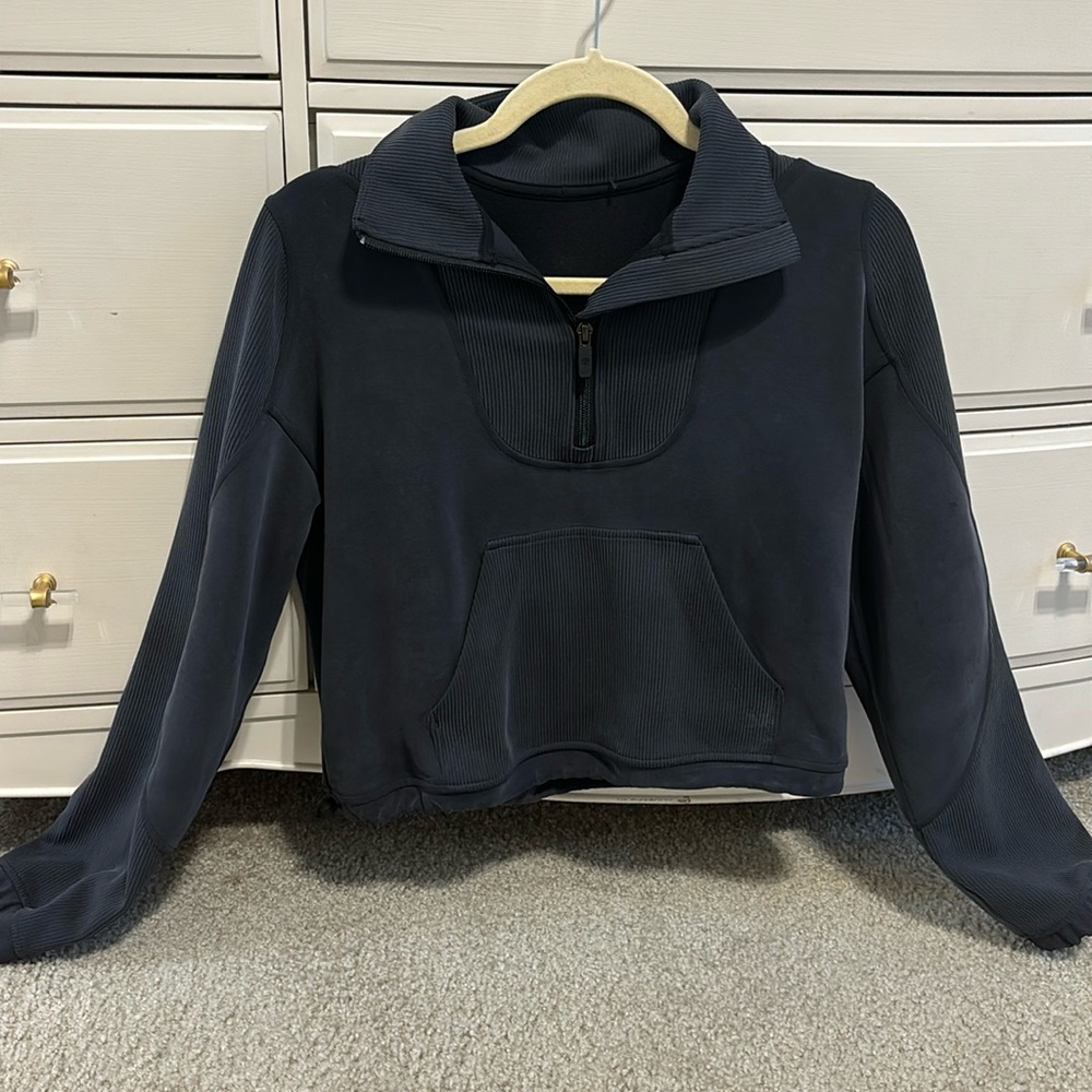 Lululemon half zip